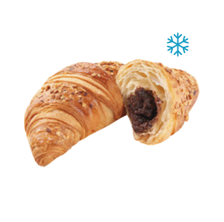 Круассан с какао-лесным орехом 70 г (для выпекания)