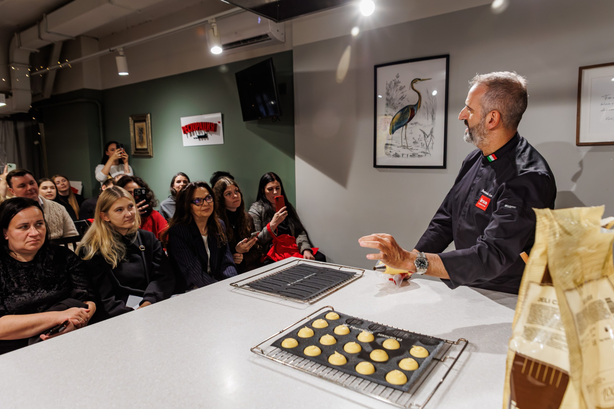 Ресторация Irka-114_resized.jpg Ресторация Irka-114_resized.jpg